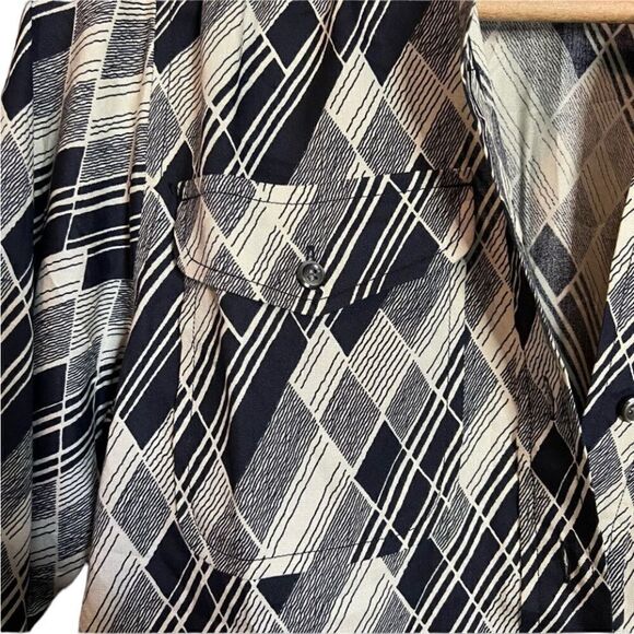 L.L. Bean 100% silk 1/2 button blouse - Picture 9 of 10